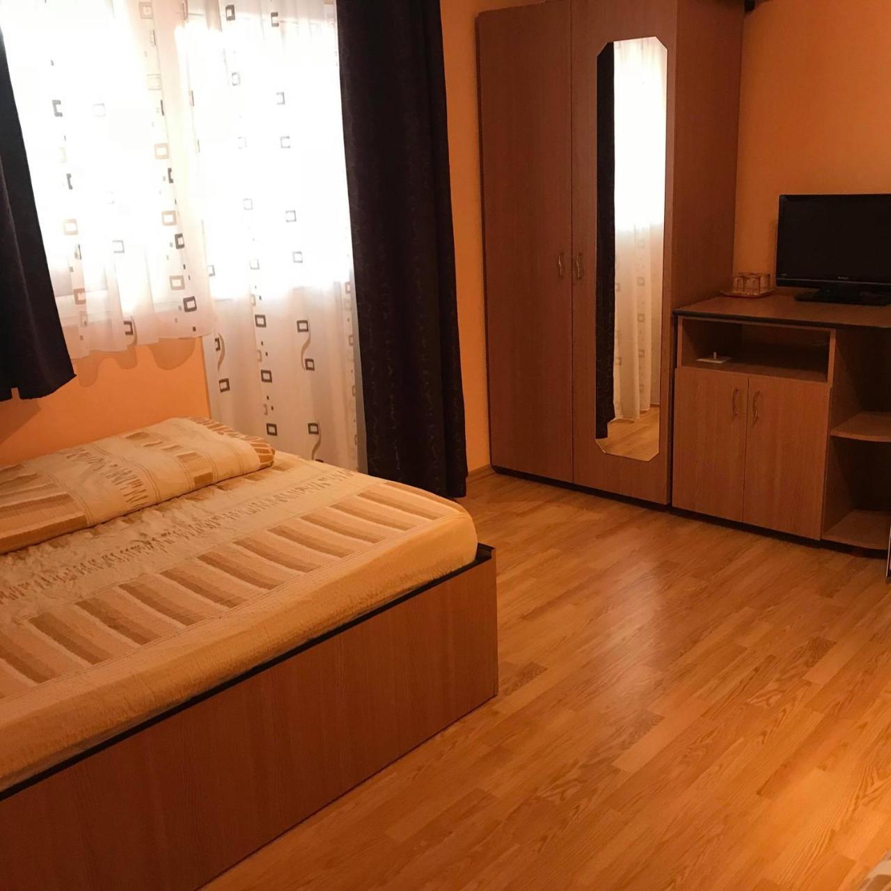 Pensiunea Colt De Rai Săcel Exterior foto