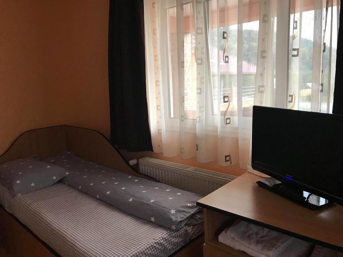 Pensiunea Colt De Rai Săcel Exterior foto