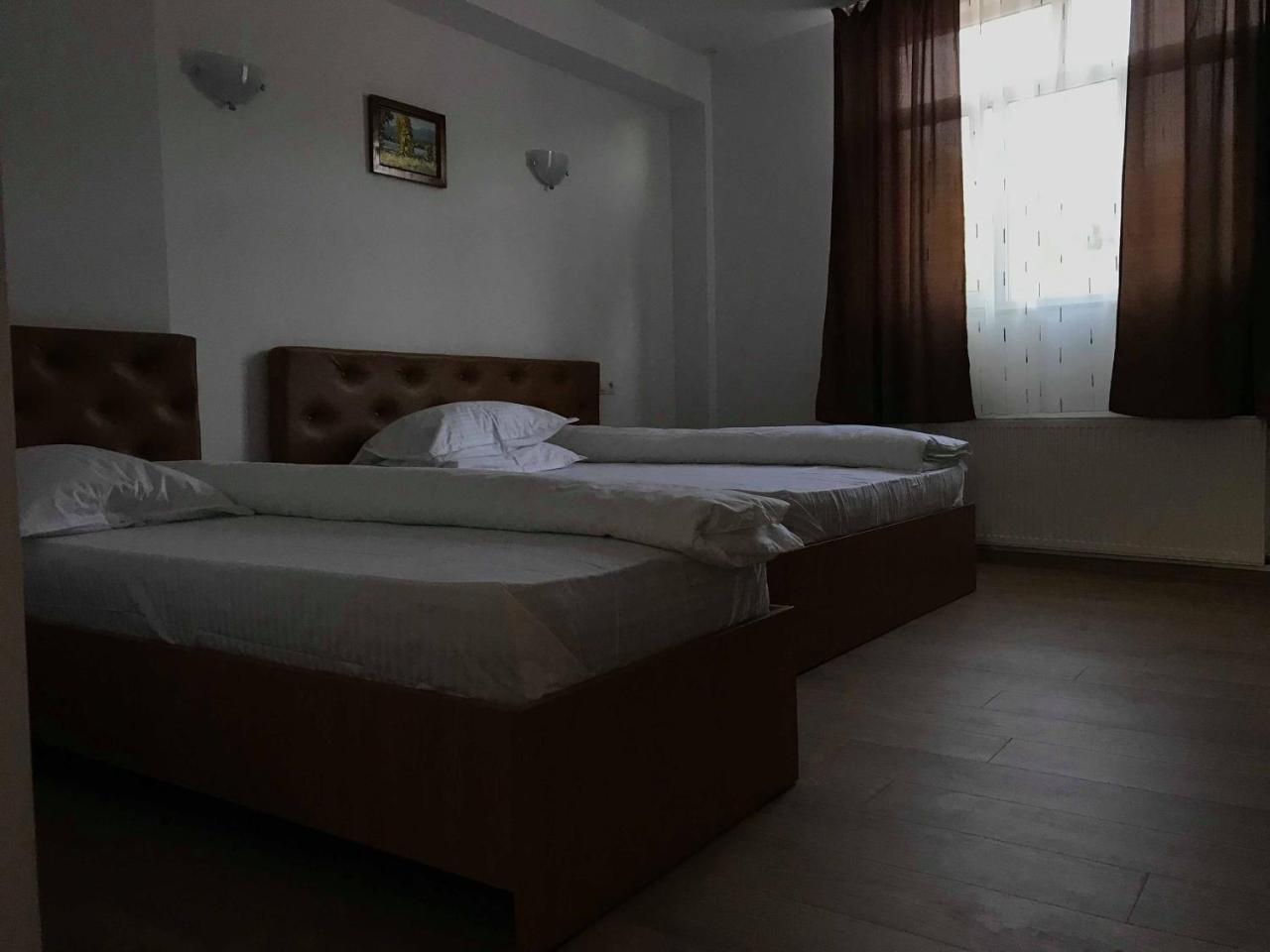 Pensiunea Colt De Rai Săcel Exterior foto